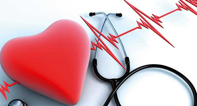 Kalp Ve Damar Hastalarının Sıcak Havalarda Dikkat Etmesi Gereken 10 Kritik Kural